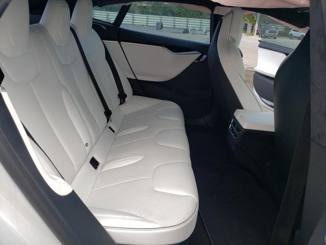 5YJSA1E29HF179254 - 2017 TESLA MODEL S WHITE photo 11