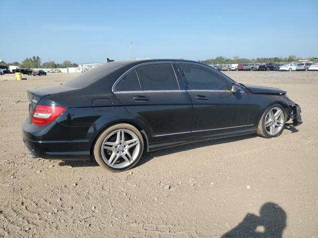 WDDGF8AB1DR247160 - 2013 MERCEDES-BENZ C 300 4MATIC BLACK photo 3