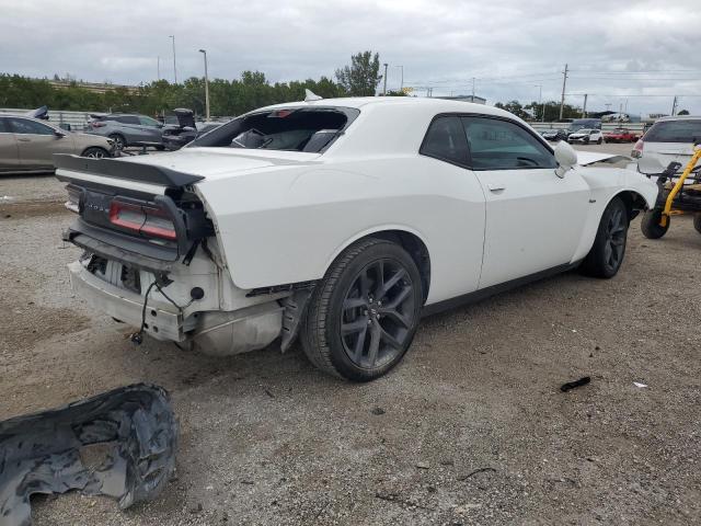 2C3CDZJG0KH557995 - 2019 DODGE CHALLENGER GT WHITE photo 3