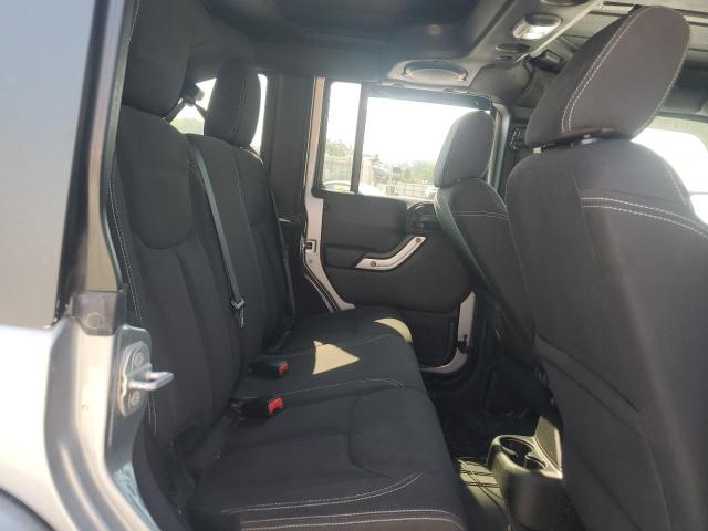 1C4BJWEG2EL183003 - 2014 JEEP WRANGLER UNLIMITED SAHARA Gümüş foto 11