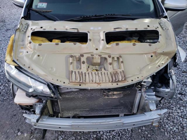 3HGGK5H58FM763476 - 2015 HONDA FIT LX SILVER photo 11