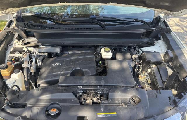 5N1DR2MM0JC644075 - 2018 NISSAN PATHFINDER S WHITE photo 7