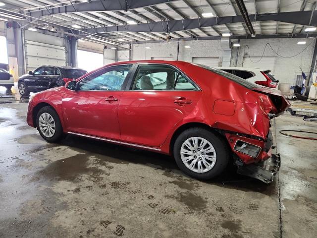 4T4BF1FK3DR319740 - 2013 TOYOTA CAMRY L RED photo 2