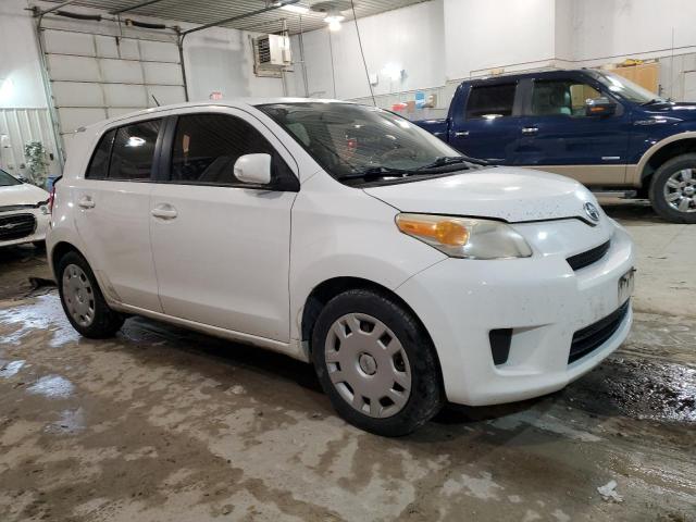 JTKKU10488J019643 - 2008 TOYOTA SCION XD WHITE photo 4