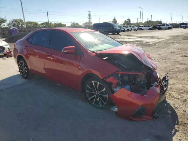 5YFBURHE0JP824055 - 2018 TOYOTA COROLLA L RED photo 4