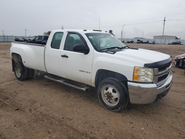 1GCJK39648E172067 - 2008 CHEVROLET SILVERADO K3500 白色 照片 4