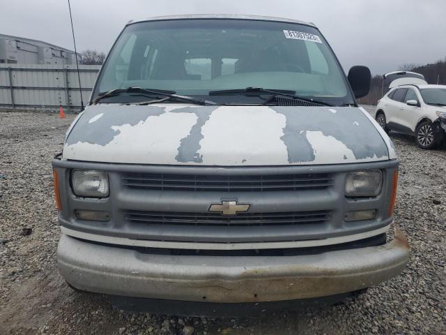 1GCGG25R1Y1236806 - 2000 CHEVROLET EXPRESS G2 WHITE photo 5