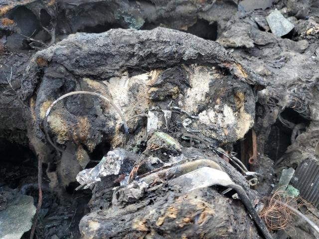 2G4GR5EK9C9138086 - 2012 BUICK REGAL BLACK photo 9