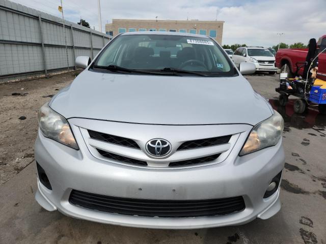 2T1BU4EE5DC044158 - 2013 TOYOTA COROLLA BASE Күміс фото 5