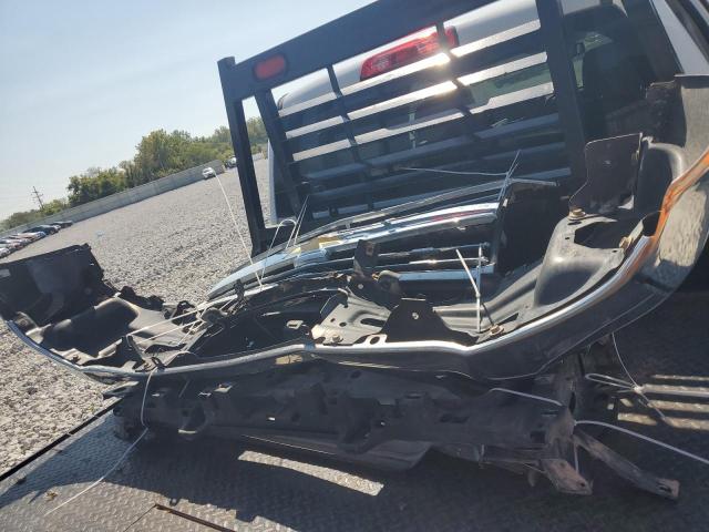 1GB1KUEG5JF211757 - 2018 CHEVROLET SILVERADO K2500 HEAVY DUTY WHITE photo 12