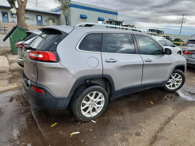 1C4PJLCB8JD566332 - 2018 JEEP CHEROKEE LATITUDE 灰色 照片 3