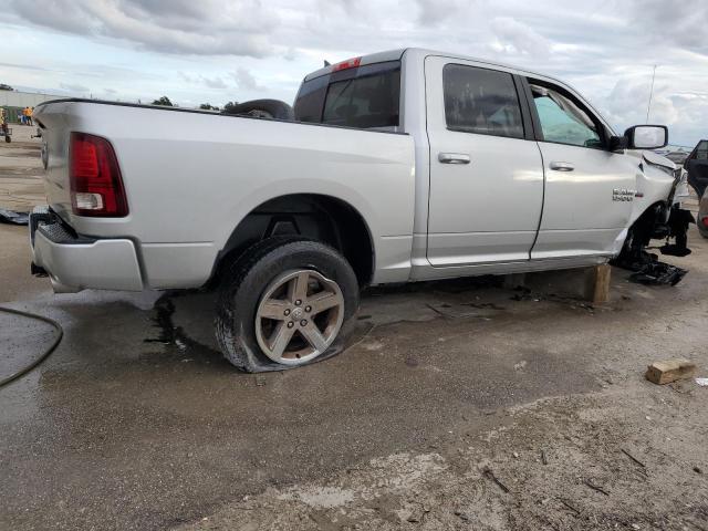 1C6RR6MT3GS270057 - 2016 RAM 1500 SPORT SILVER photo 3