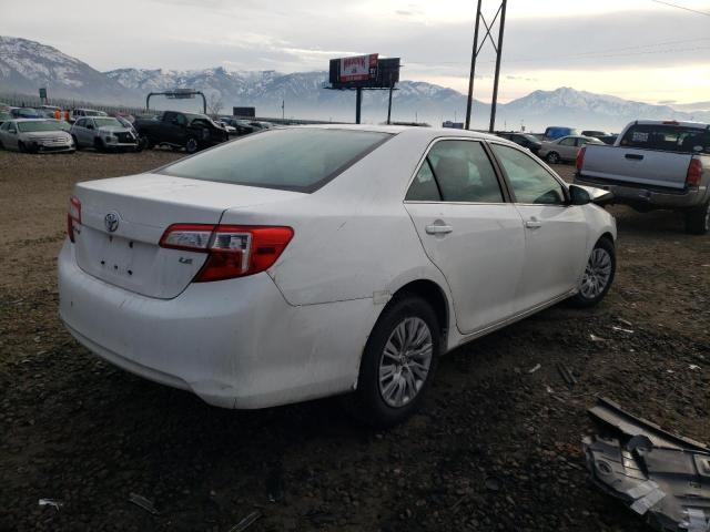 4T1BF1FK8CU563604 - 2012 TOYOTA CAMRY BASE WHITE photo 3