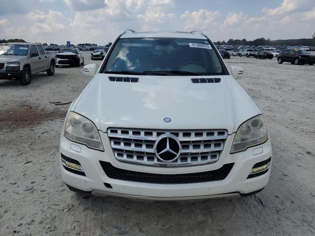 4JGBB8GB8BA626882 - 2011 MERCEDES-BENZ ML 350 4MATIC WHITE photo 5