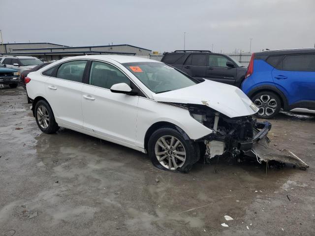 5NPE24AF1FH158742 - 2015 HYUNDAI SONATA SE WHITE photo 4