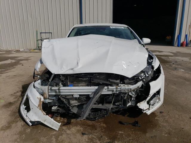 3FA6P0HD1LR224675 - 2020 FORD FUSION SE WHITE photo 5