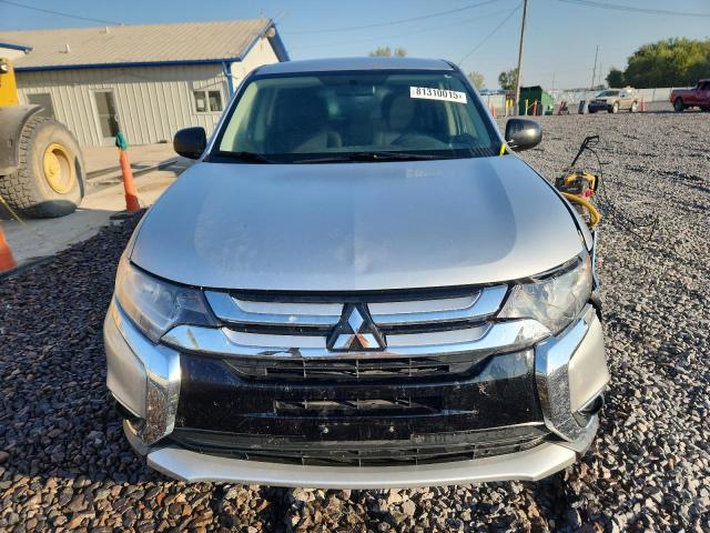 JA4AD2A32JZ002904 - 2018 MITSUBISHI OUTLANDER ES SILVER photo 5