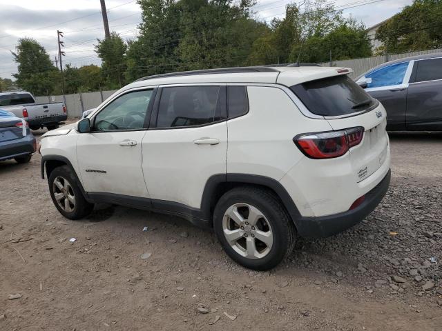 3C4NJDBB3JT254590 - 2018 JEEP COMPASS LATITUDE Blanc photo 2