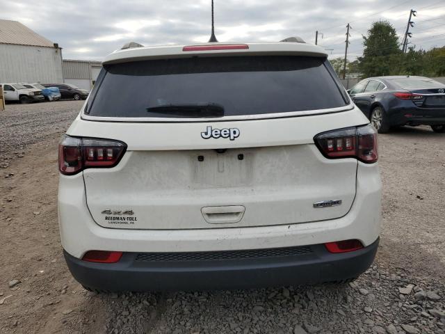 3C4NJDBB3JT254590 - 2018 JEEP COMPASS LATITUDE Blanc photo 6