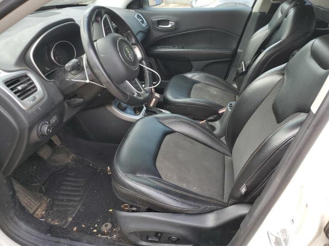 3C4NJDBB3JT254590 - 2018 JEEP COMPASS LATITUDE Blanc photo 7
