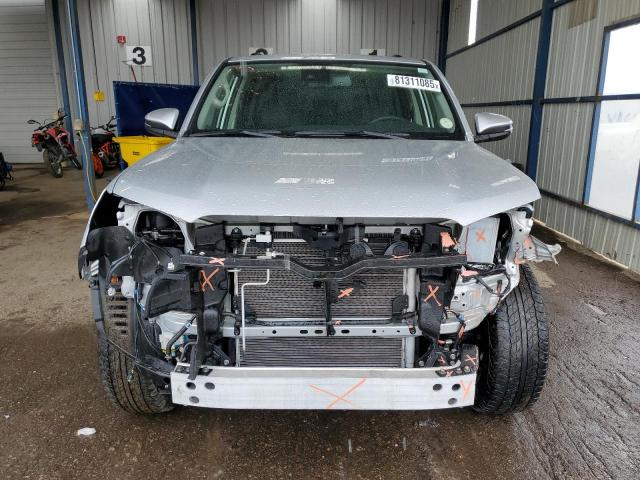 JTEBU5JR0L5741419 - 2020 TOYOTA 4RUNNER SR5/SR5 PREMIUM 银色 照片 5