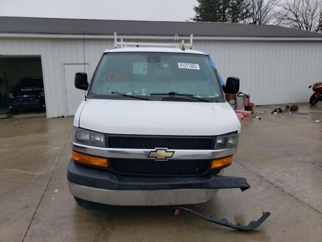 1GAZGPFP9K1164482 - 2019 CHEVROLET EXPRESS G3 LT WHITE photo 5