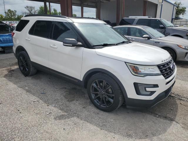 1FM5K7D84HGA97534 - 2017 FORD EXPLORER XLT WHITE photo 4