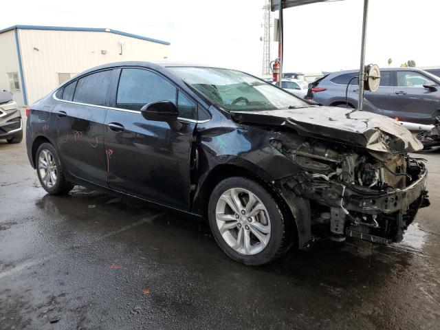 1G1BE5SM1K7130105 - 2019 CHEVROLET CRUZE LT CHARCOAL photo 4