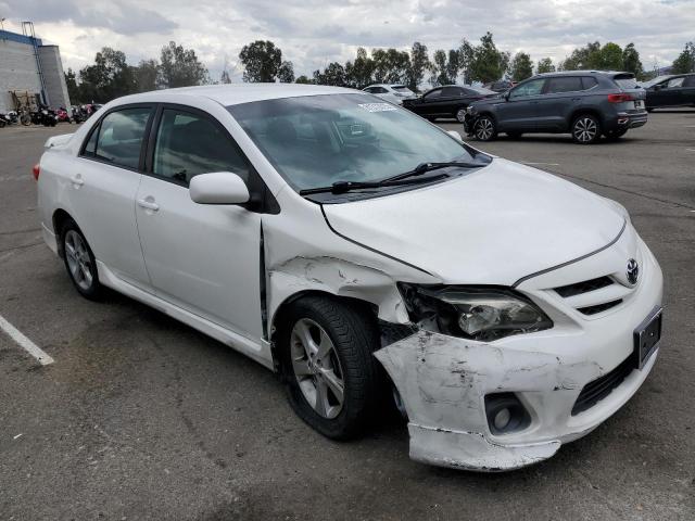 2T1BU4EE6BC624192 - 2011 TOYOTA COROLLA BASE თეთრი ფოტო 4