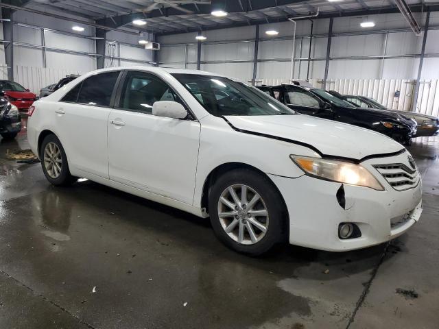 4T1BK3EK9BU621467 - 2011 TOYOTA CAMRY SE Beyaz fotoğraf 4