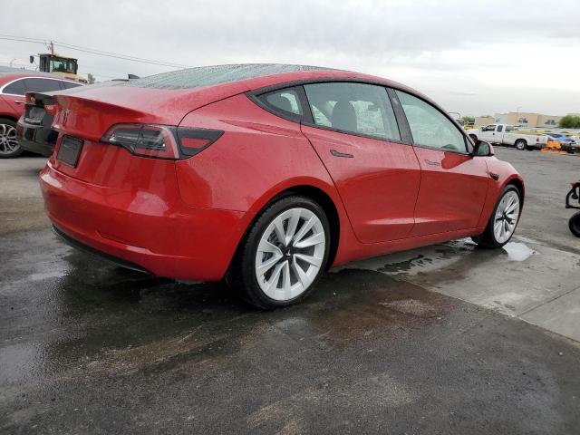 5YJ3E1EA0NF304850 - 2022 TESLA MODEL 3 RED photo 3