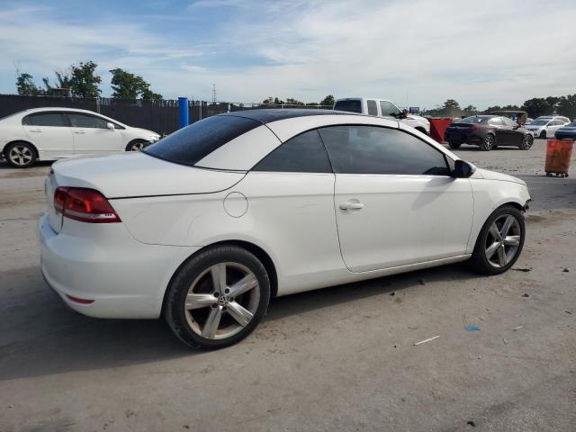 WVWFW7AH3CV021373 - 2012 VOLKSWAGEN EOS LUX WHITE photo 3