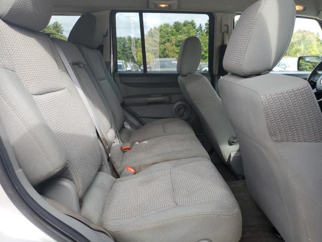 1J8HG48K87C588596 - 2007 JEEP COMMANDER ვერცხლისფერი ფოტო 11