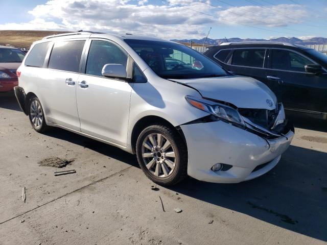 5TDDK3DC6FS118450 - 2015 TOYOTA SIENNA XLE WHITE photo 4