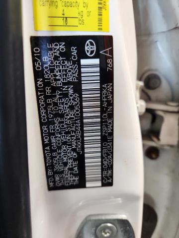 JTKKU4B44A1005369 - 2010 TOYOTA SCION XD WHITE photo 13