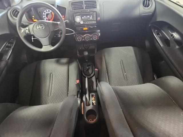 JTKKU4B44A1005369 - 2010 TOYOTA SCION XD WHITE photo 8