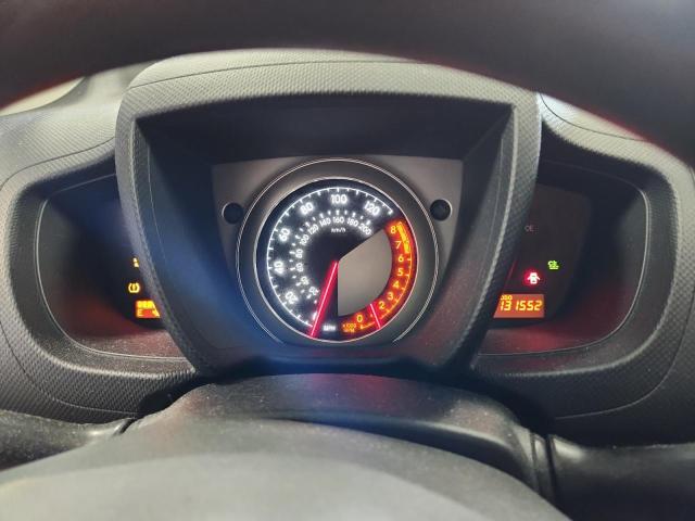 JTKKU4B44A1005369 - 2010 TOYOTA SCION XD WHITE photo 9