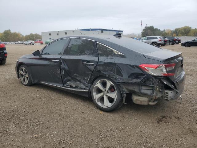 1HGCV1F94JA810643 - 2018 HONDA ACCORD TOURING Черный фото 2