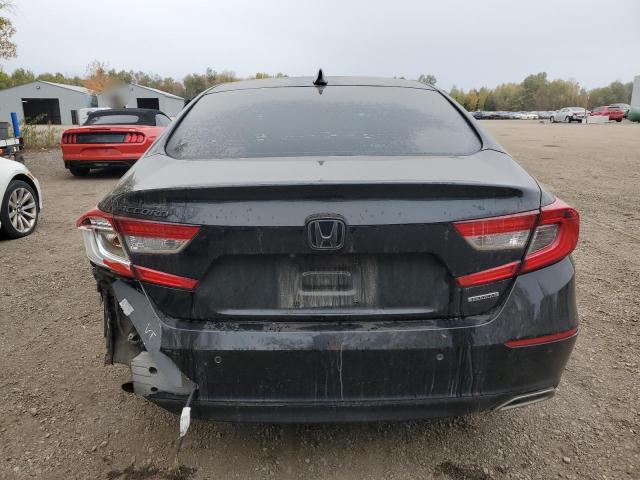 1HGCV1F94JA810643 - 2018 HONDA ACCORD TOURING Черный фото 6