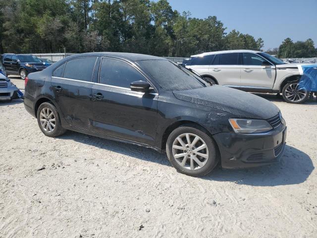 3VWDX7AJ2DM429489 - 2013 VOLKSWAGEN JETTA SE 黑色 照片 4