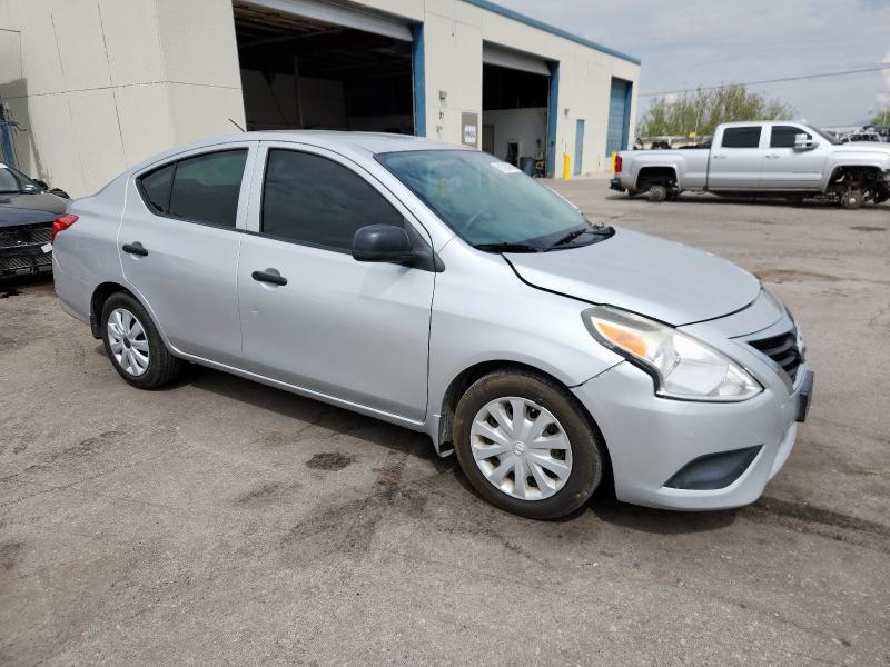 3N1CN7AP5FL937136 - 2015 NISSAN VERSA S SILVER photo 4