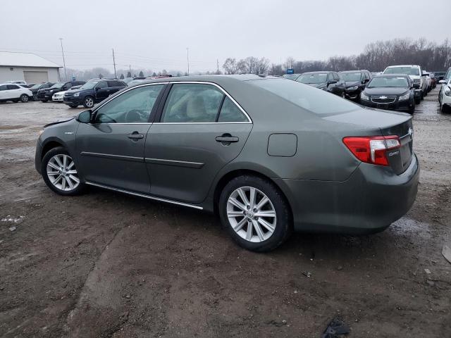 4T1BD1FK8DU077012 - 2013 TOYOTA CAMRY HYBRID GRAY photo 2