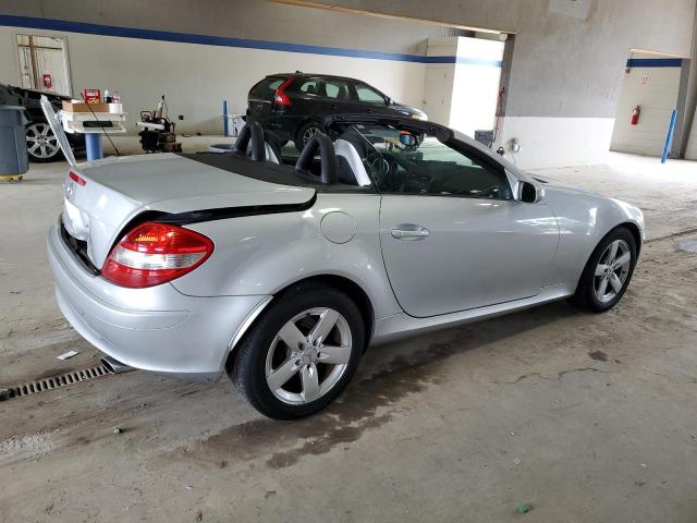 WDBWK54F76F103551 - 2006 MERCEDES-BENZ SLK 280 SILVER photo 3