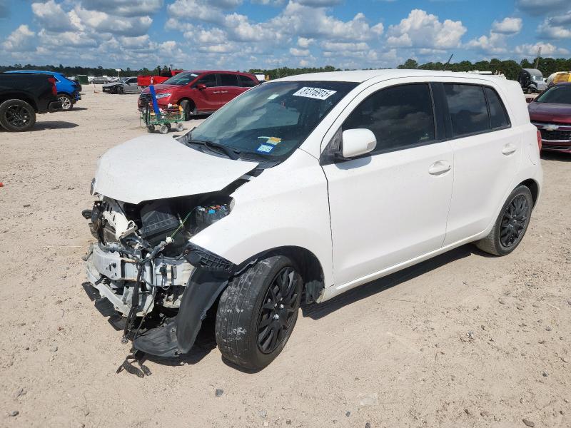 2013 TOYOTA SCION XD, 