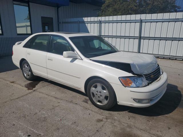 4T1BF28B23U309700 - 2003 TOYOTA AVALON XL თეთრი ფოტო 4