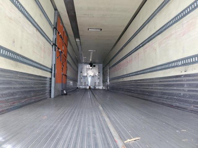 1UYVS253XDM510323 - 2013 UTILITY VS2RA Biały zdjęcie 9