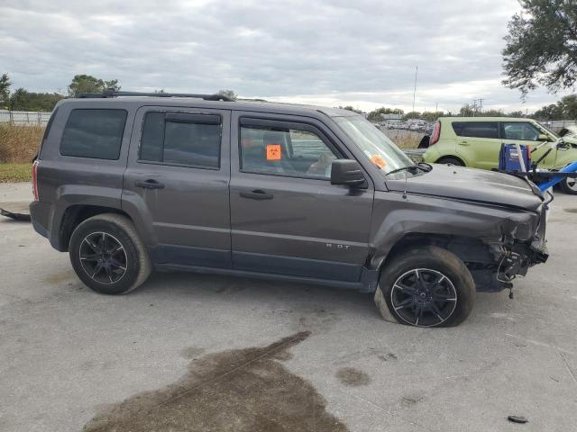 1C4NJPBA5FD401644 - 2015 JEEP PATRIOT SPORT GRAY photo 4