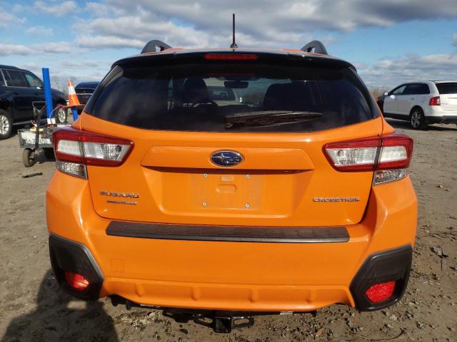 JF2GTAACXJH244862 - 2018 SUBARU CROSSTREK ORANGE photo 6