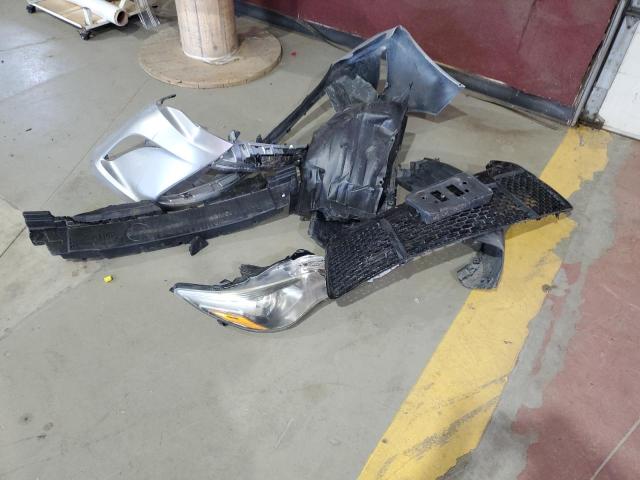 4T1BF1FKXGU252908 - 2016 TOYOTA CAMRY LE 银色 照片 12