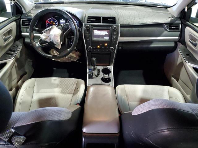 4T1BF1FKXGU252908 - 2016 TOYOTA CAMRY LE 银色 照片 8